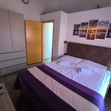 Apartments Pongrac 크레스 외부 사진