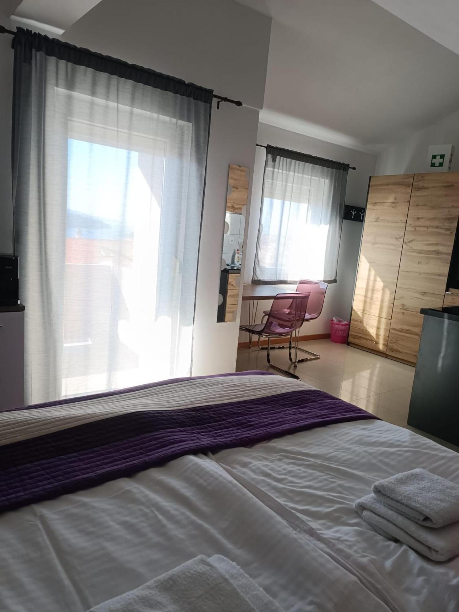 Apartments Pongrac 크레스 외부 사진