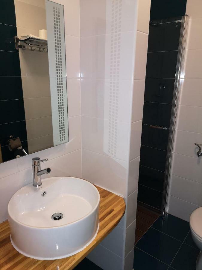 Apartments Pongrac 크레스 외부 사진