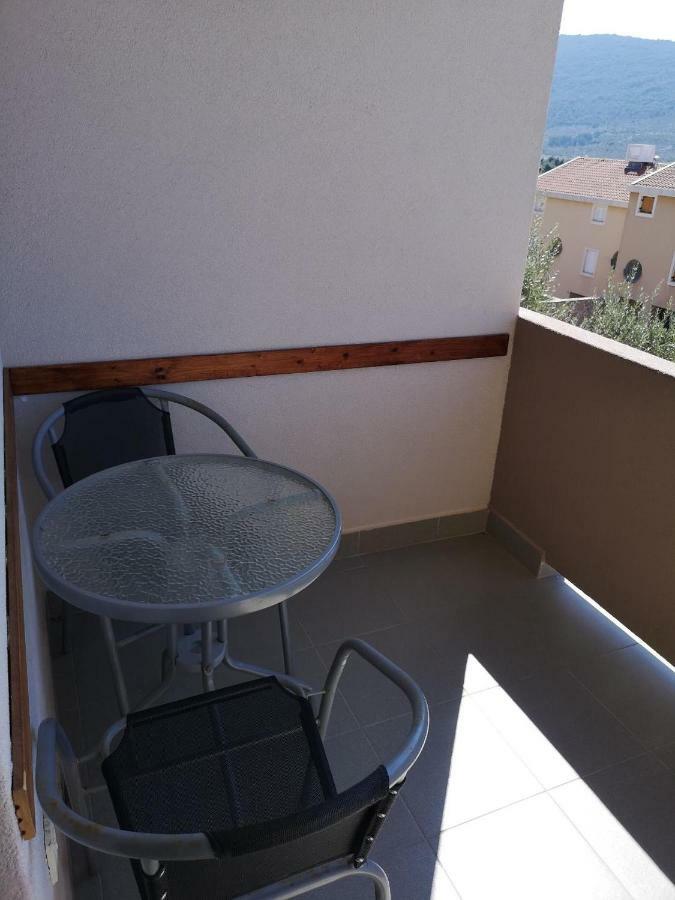 Apartments Pongrac 크레스 외부 사진